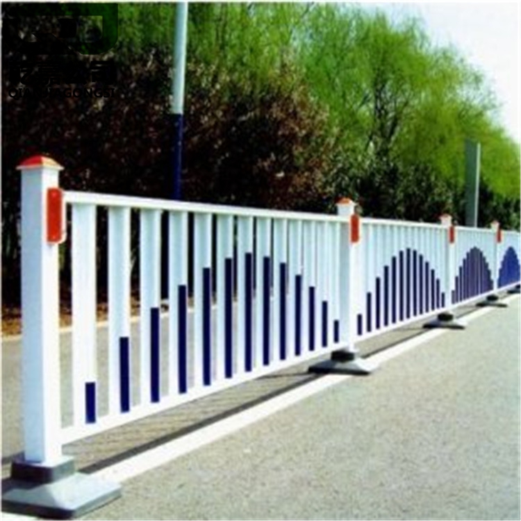 道路市政護(hù)欄_海量銷貨報(bào)價(jià)15930833323