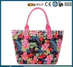 箱包數(shù)碼印花圖片