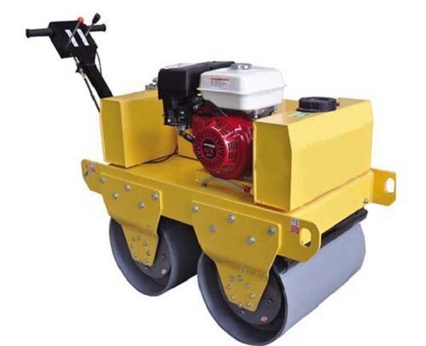 高配置手扶式雙鋼輪振動壓路機(jī)圖片