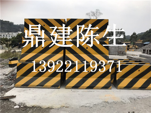 深圳1米/2米水泥隔離墩批發(fā)