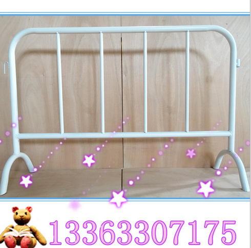 廠家供應(yīng)市政道路鐵馬護(hù)欄 施工臨時防護(hù)圍擋 移動隔離鐵馬 特價