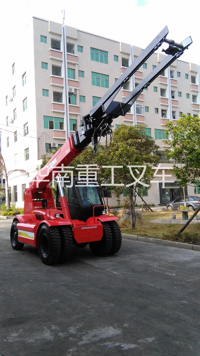 伸縮臂吊裝車圖片/伸縮臂吊裝車樣板圖 (3)