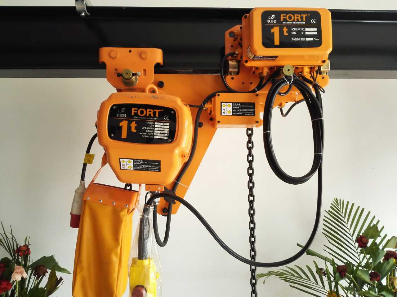 超低空環(huán)鏈電動(dòng)葫蘆圖片/超低空環(huán)鏈電動(dòng)葫蘆樣板圖 (1)