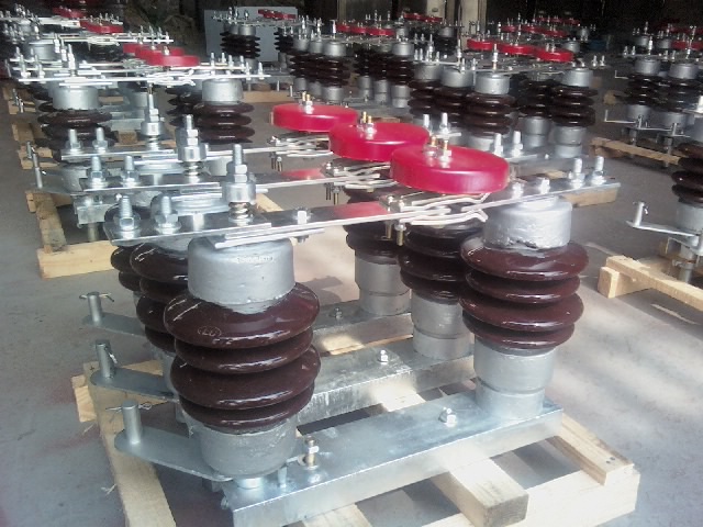 電站使用GW4-35/1000系列戶外高壓隔離開關(guān)