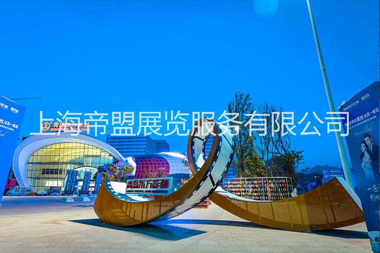 大型商場(chǎng)美陳布置設(shè)計(jì)|DEEM商業(yè)美陳設(shè)計(jì)|購(gòu)物廣場(chǎng)美陳裝飾公司