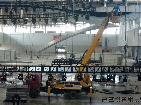 寧波路燈車出租/登高車出租/高空作業(yè)設(shè)備出租 高空作業(yè)平臺租賃、高空車租賃、升降平臺出租