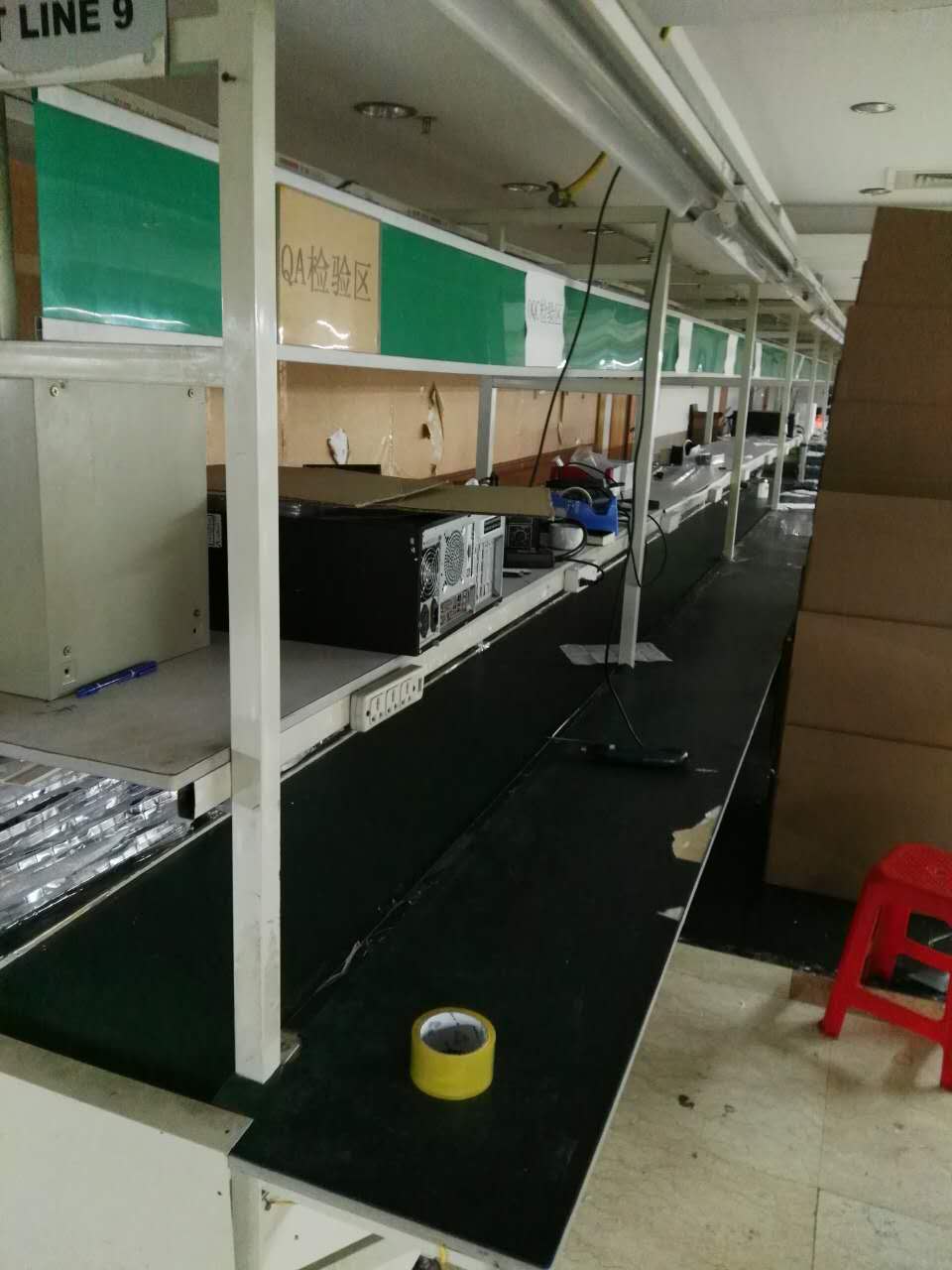 二手流水線 傳送帶 帶燈架 工作臺 工作臺流水線 現(xiàn)場轉(zhuǎn)讓 *僅三天
