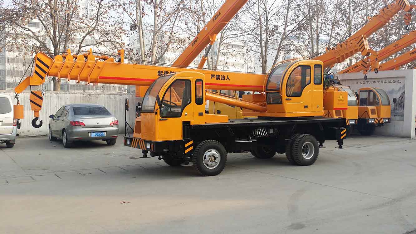 生產(chǎn)廠家直銷8噸自制底盤吊車圖片/生產(chǎn)廠家直銷8噸自制底盤吊車樣板圖 (3)