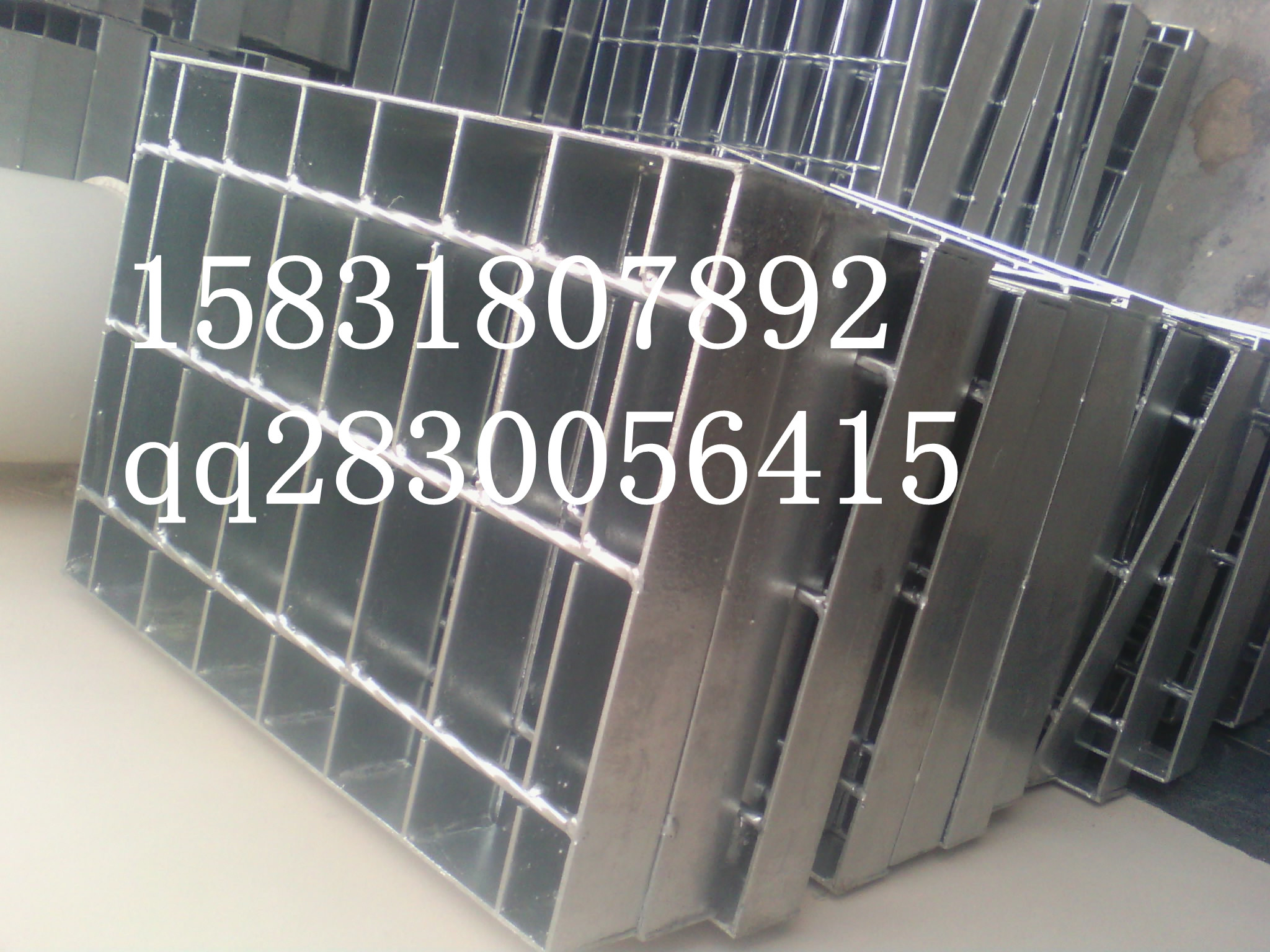 鍍鋅鋼格板圖片/鍍鋅鋼格板樣板圖 (3)