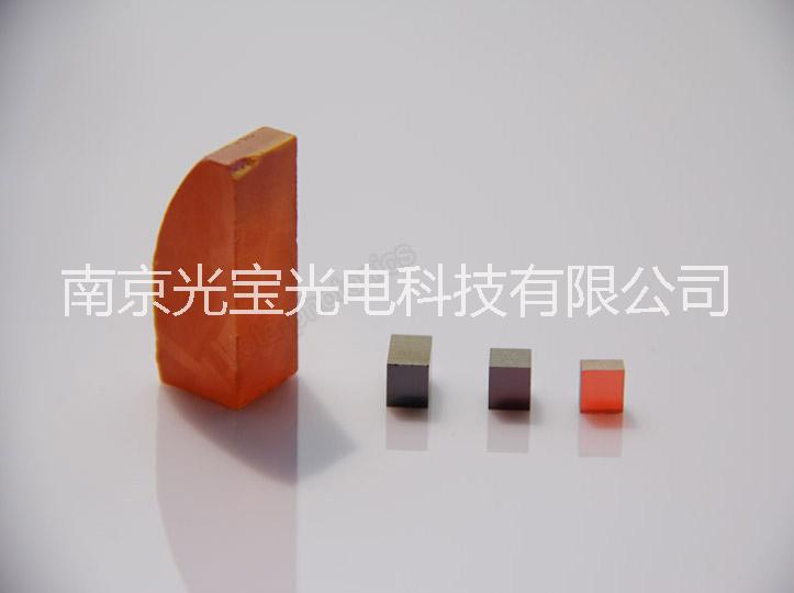 Cr：ZnSe晶體圖片/Cr：ZnSe晶體樣板圖 (1)