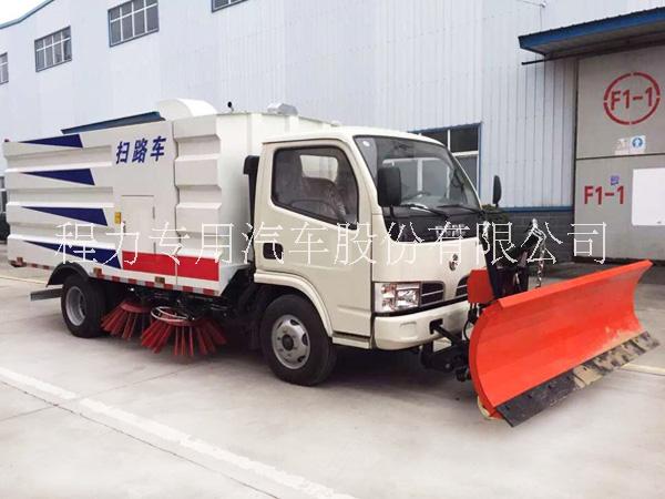 國五小多利卡掃路車除雪車圖片