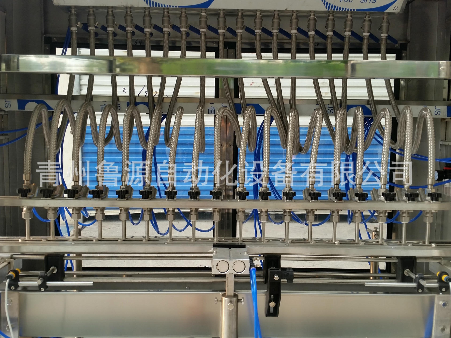 白酒灌裝機(jī)圖片/白酒灌裝機(jī)樣板圖 (3)