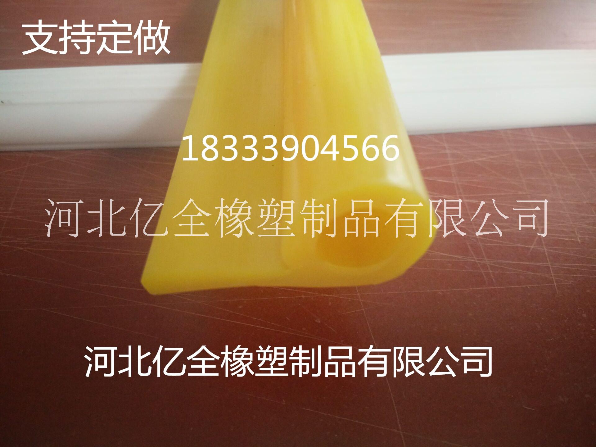 dpq型耐高溫食品級醫(yī)用膠條圖片