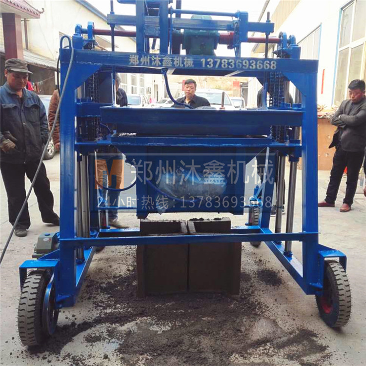 預(yù)制U型槽成型機(jī)械圖片