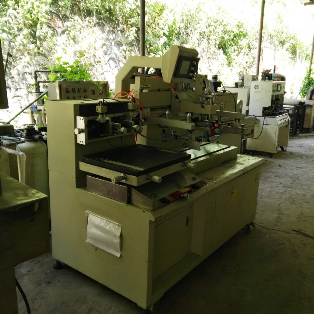 自動平面絲網(wǎng)印刷機(jī)圖片/自動平面絲網(wǎng)印刷機(jī)樣板圖 (3)