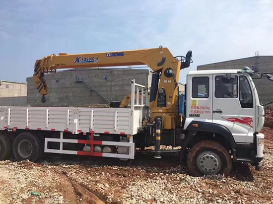 重汽斯太爾隨車吊圖片/重汽斯太爾隨車吊樣板圖 (1)