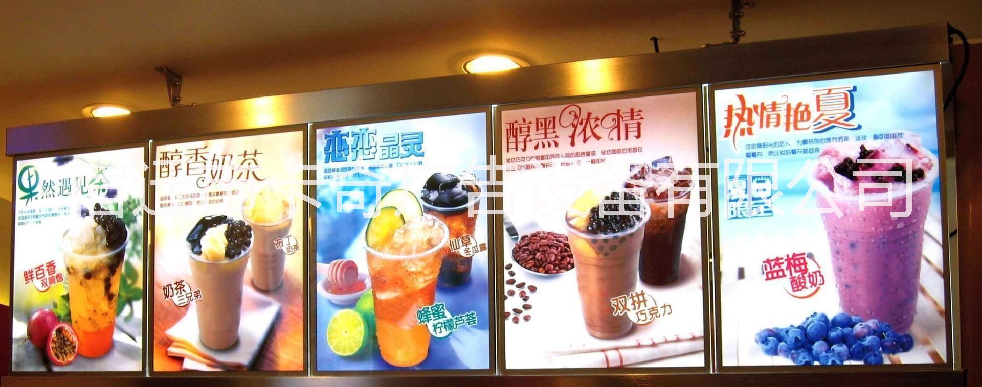 戶外LED燈箱供應圖片