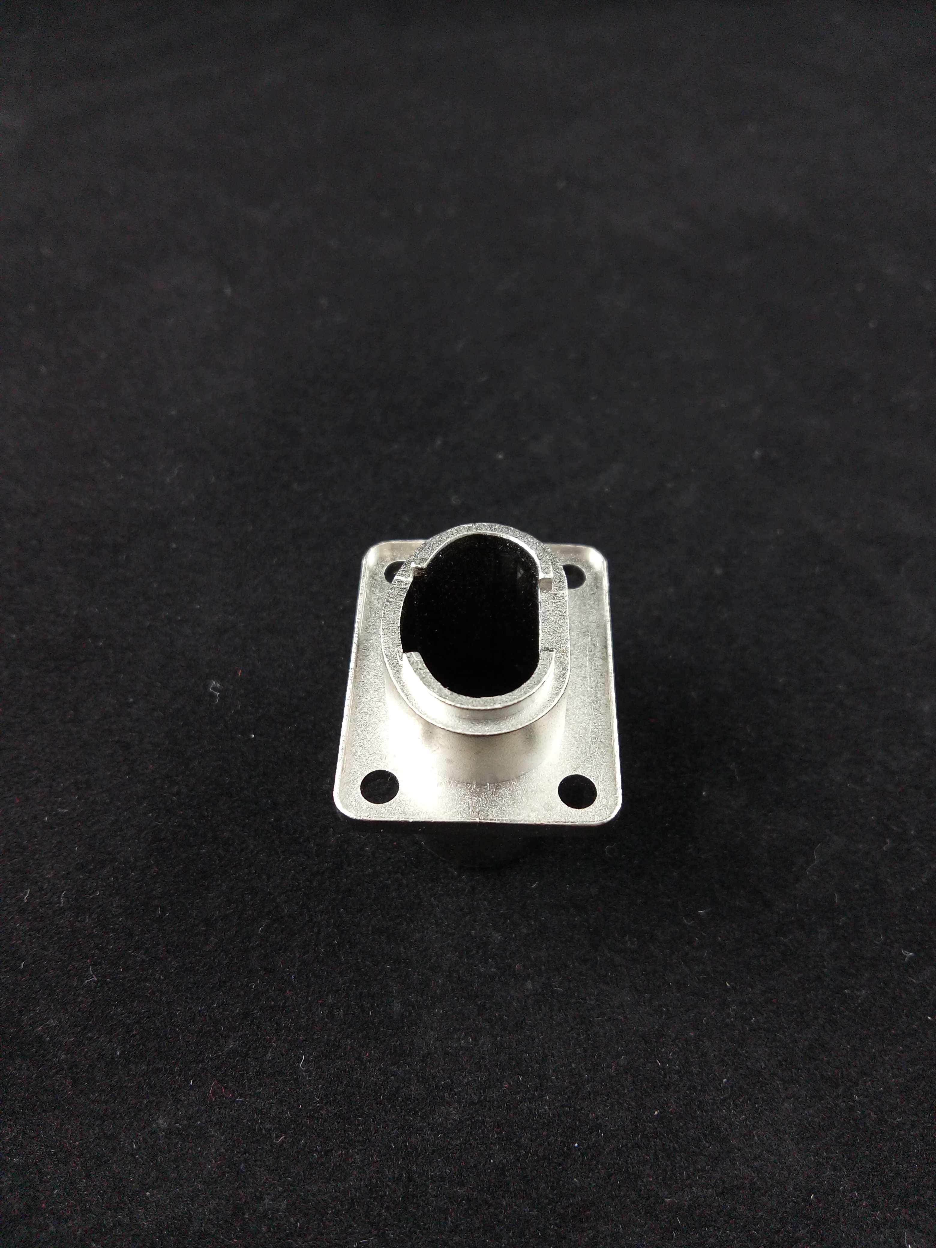 汽車新能源電子連接器002