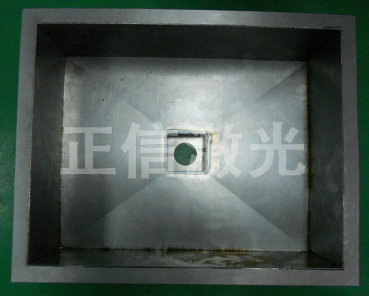 不銹鋼水槽激光焊機設備圖片/不銹鋼水槽激光焊機設備樣板圖 (2)