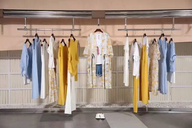 一三國際That's all2017春夏，深圳專柜品牌女裝庫存批 一三國際2017春夏