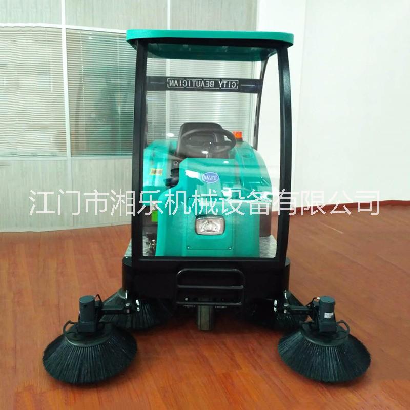 電動(dòng)掃地車圖片/電動(dòng)掃地車樣板圖 (1)