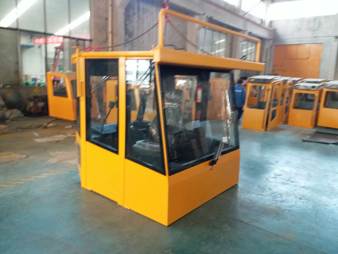 山東挖掘機(jī)駕駛室定做加工圖片/山東挖掘機(jī)駕駛室定做加工樣板圖 (4)