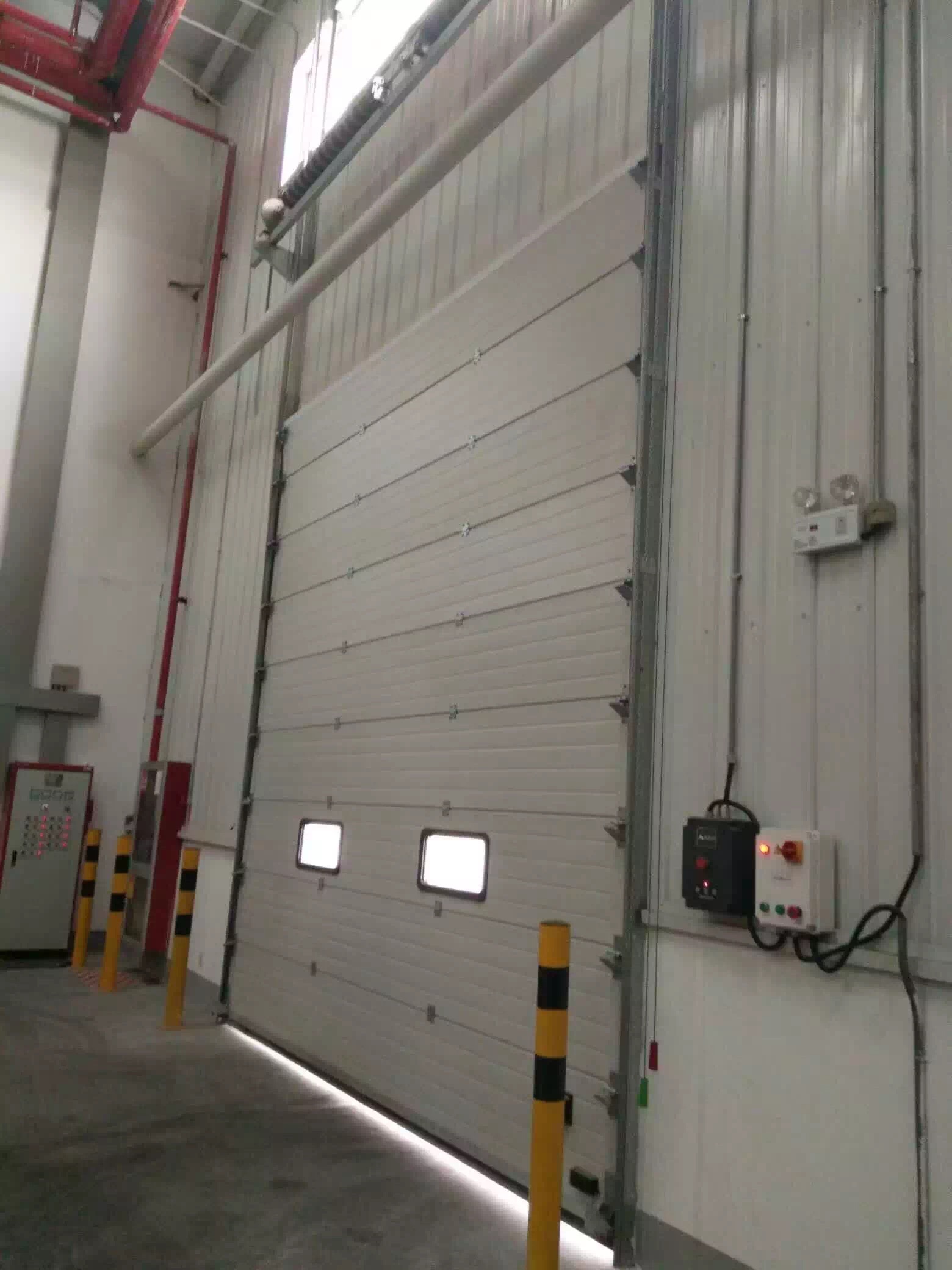 廠家供應(yīng)工業(yè)門，工業(yè)門廠家價(jià)格