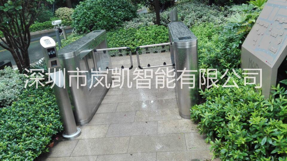 深圳優(yōu)質(zhì)擺閘圖片