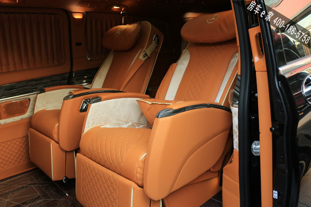 奔馳愛(ài)馬仕焦糖瑪奇朵v級(jí)商務(wù)房車圖片