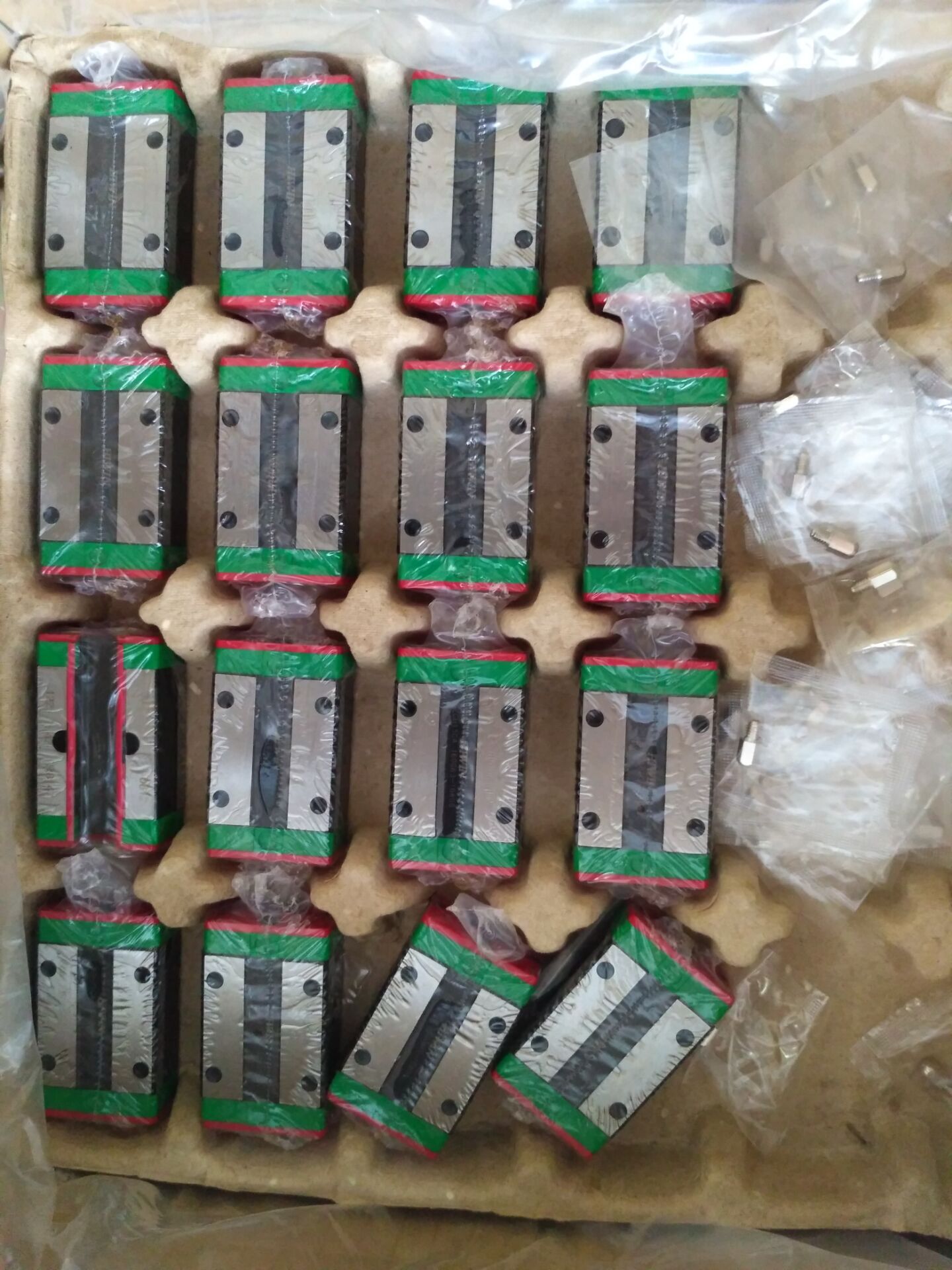 光軸導(dǎo)軌圖片/光軸導(dǎo)軌樣板圖 (2)