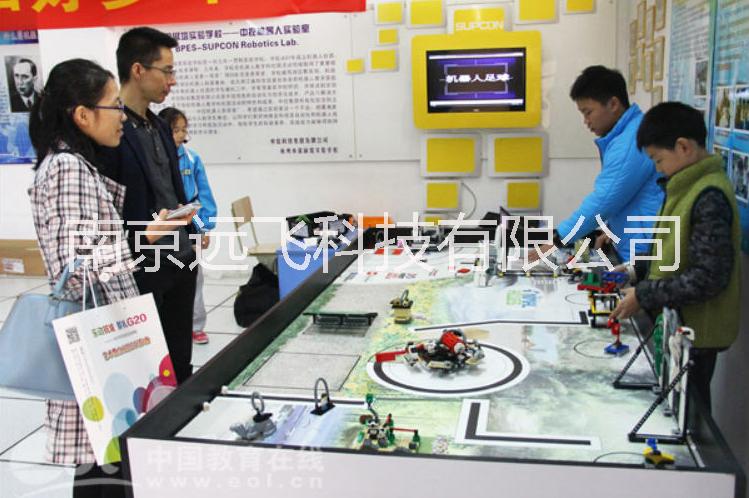 小學(xué)創(chuàng)客實(shí)驗(yàn)室建設(shè)方案圖片/小學(xué)創(chuàng)客實(shí)驗(yàn)室建設(shè)方案樣板圖 (3)