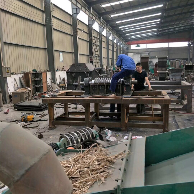 小型廢鋼粉碎機(jī)金屬破碎機(jī)撕碎機(jī)小型廢鋼粉碎機(jī)批發(fā)