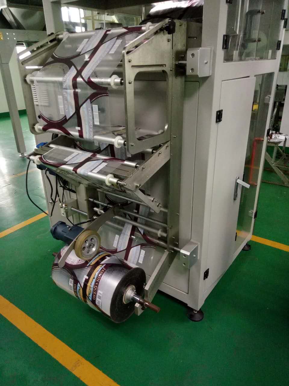 膨化食品包裝機圖片/膨化食品包裝機樣板圖 (2)