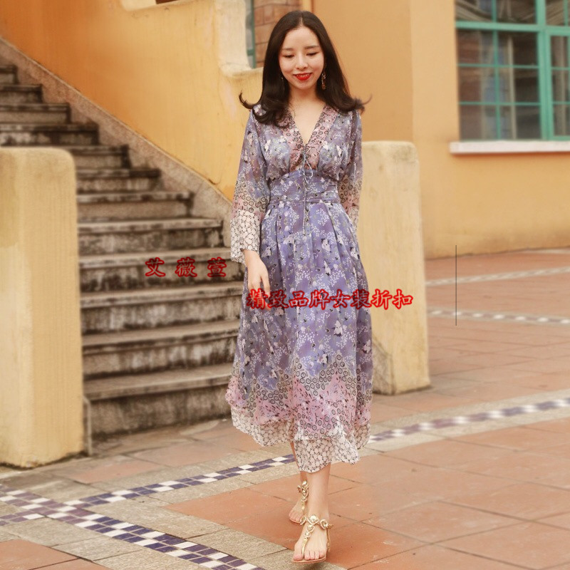 供應(yīng)品牌折扣女裝貨源尾貨庫(kù)存批發(fā)圖片/供應(yīng)品牌折扣女裝貨源尾貨庫(kù)存批發(fā)樣板圖 (3)
