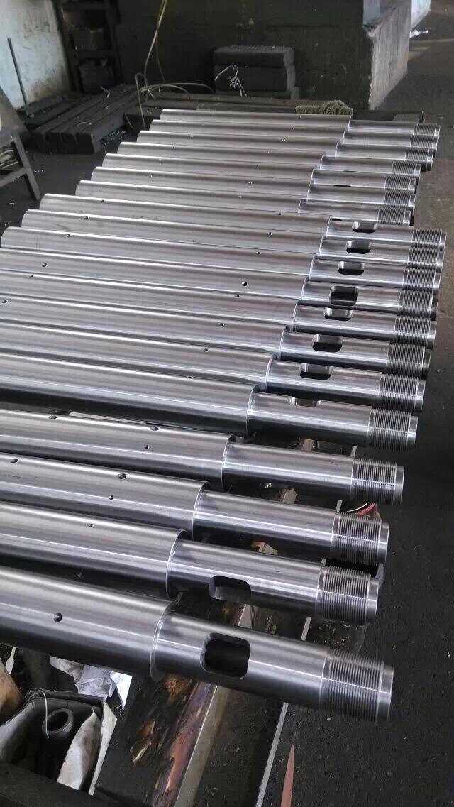 供應(yīng)，注塑機(jī)炮筒廠家直銷，價(jià)格實(shí)惠，*，注塑機(jī)炮筒，電話:13857224356微信:huangwei576