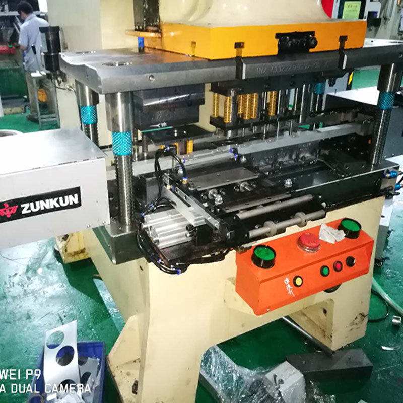 沖床自動化上下料專用機械手圖片/沖床自動化上下料專用機械手樣板圖 (2)