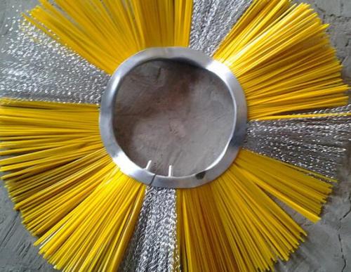 道理清掃刷  方塊刷 鋼絲刷 掃路刷  本廠可承接一切工業(yè)毛刷定制