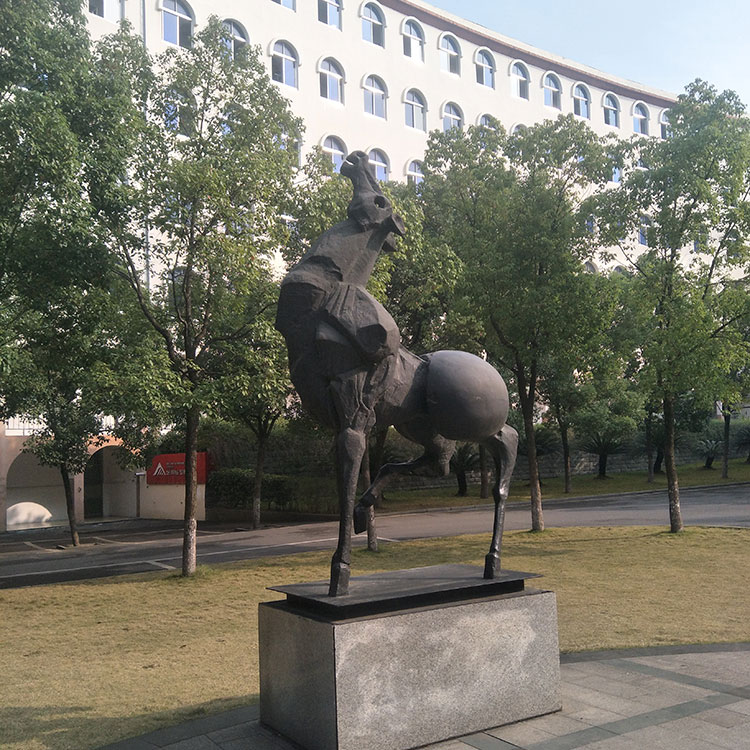 大型校園抽象銅馬雕塑 銅馬雕塑報價 銅馬雕塑供應(yīng)商 銅馬雕塑批發(fā)