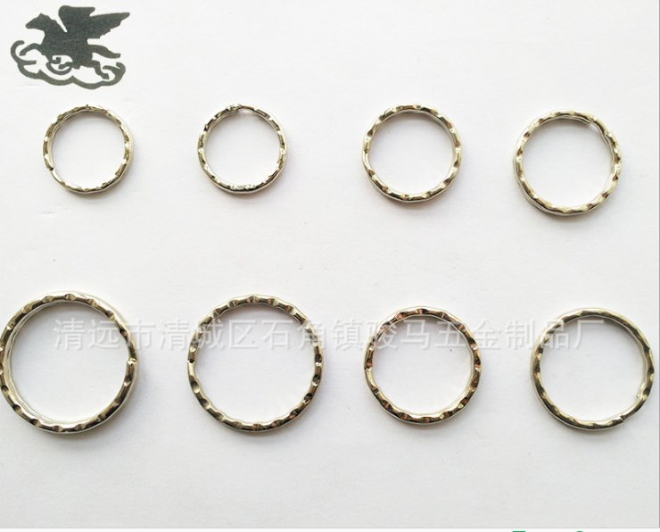 廠家直銷批發(fā)雙圈鑰匙扣金屬帶鏈鑰匙圈玩具配件