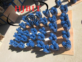 恒基三牙輪鑲齒鉆頭鋼齒鉆頭9 1/2尺寸IADC537價(jià)格