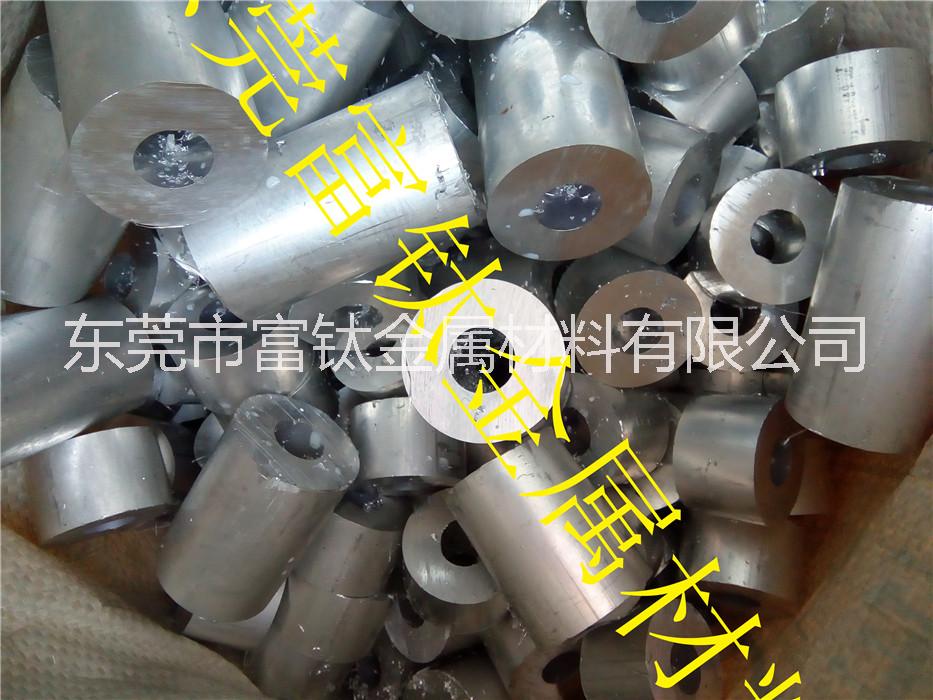 供應(yīng)6063鋁板 鋁棒 黃銅管 網(wǎng)紋鋁管 直紋鋁管