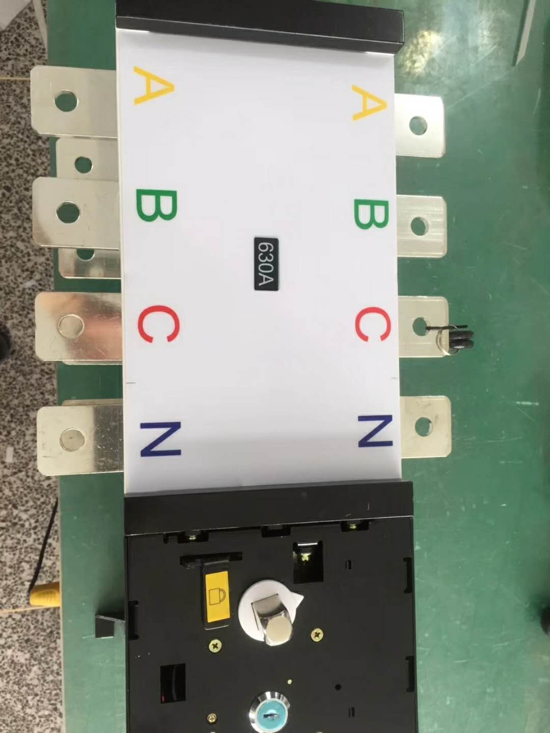 雙電源開關(guān)250A兩進(jìn)一出圖片