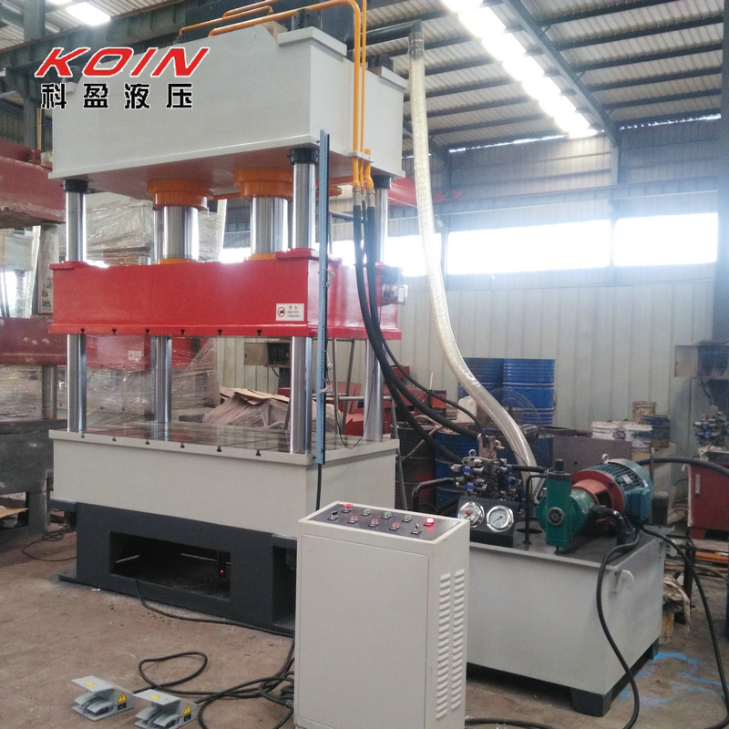 封頭成型液壓機(jī)圖片