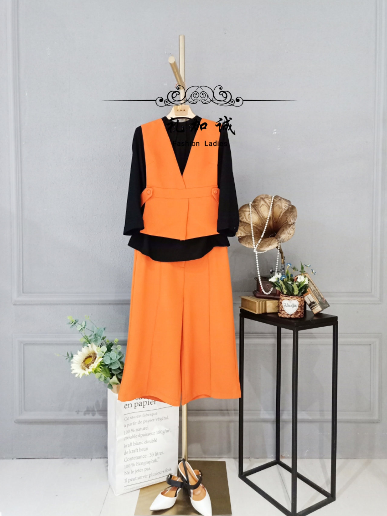 杭州大碼魔美名作品牌女裝批發(fā)貨源