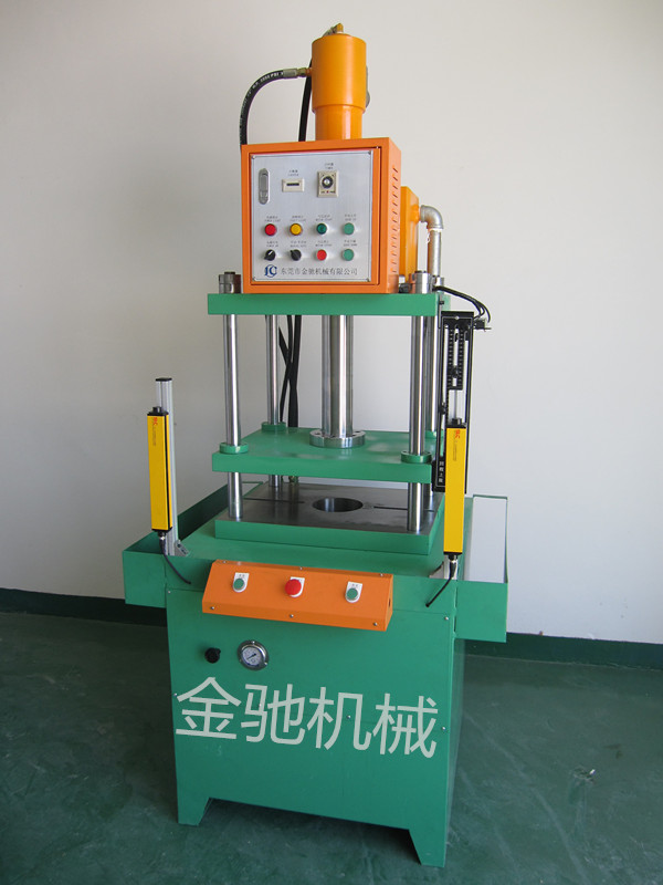 東莞油壓機(jī)，四柱液壓機(jī)，沖邊機(jī)圖片/東莞油壓機(jī)，四柱液壓機(jī)，沖邊機(jī)樣板圖 (3)