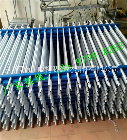 社區(qū)圍墻鋅鋼護(hù)欄圖片/社區(qū)圍墻鋅鋼護(hù)欄樣板圖 (4)