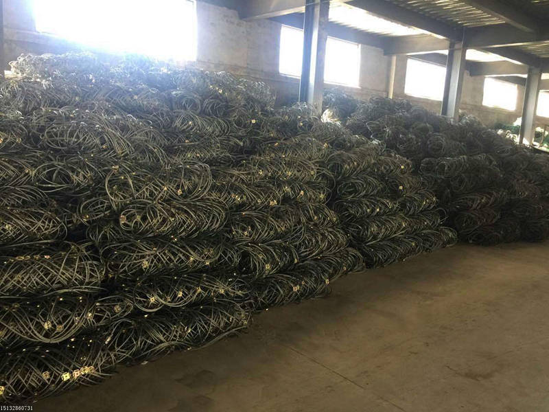 柔性防護(hù)網(wǎng)圖片/柔性防護(hù)網(wǎng)樣板圖 (4)