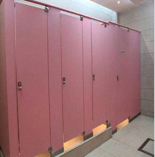 金屬衛(wèi)生間隔斷圖片/金屬衛(wèi)生間隔斷樣板圖 (2)