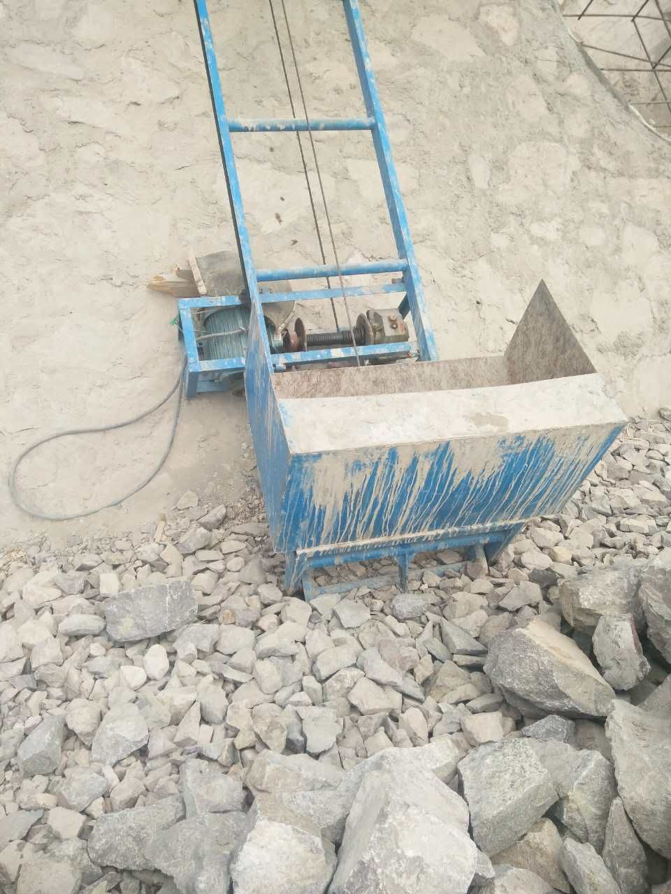 邊坡填充 斜坡運料爬山虎運料機圖片/邊坡填充 斜坡運料爬山虎運料機樣板圖 (2)