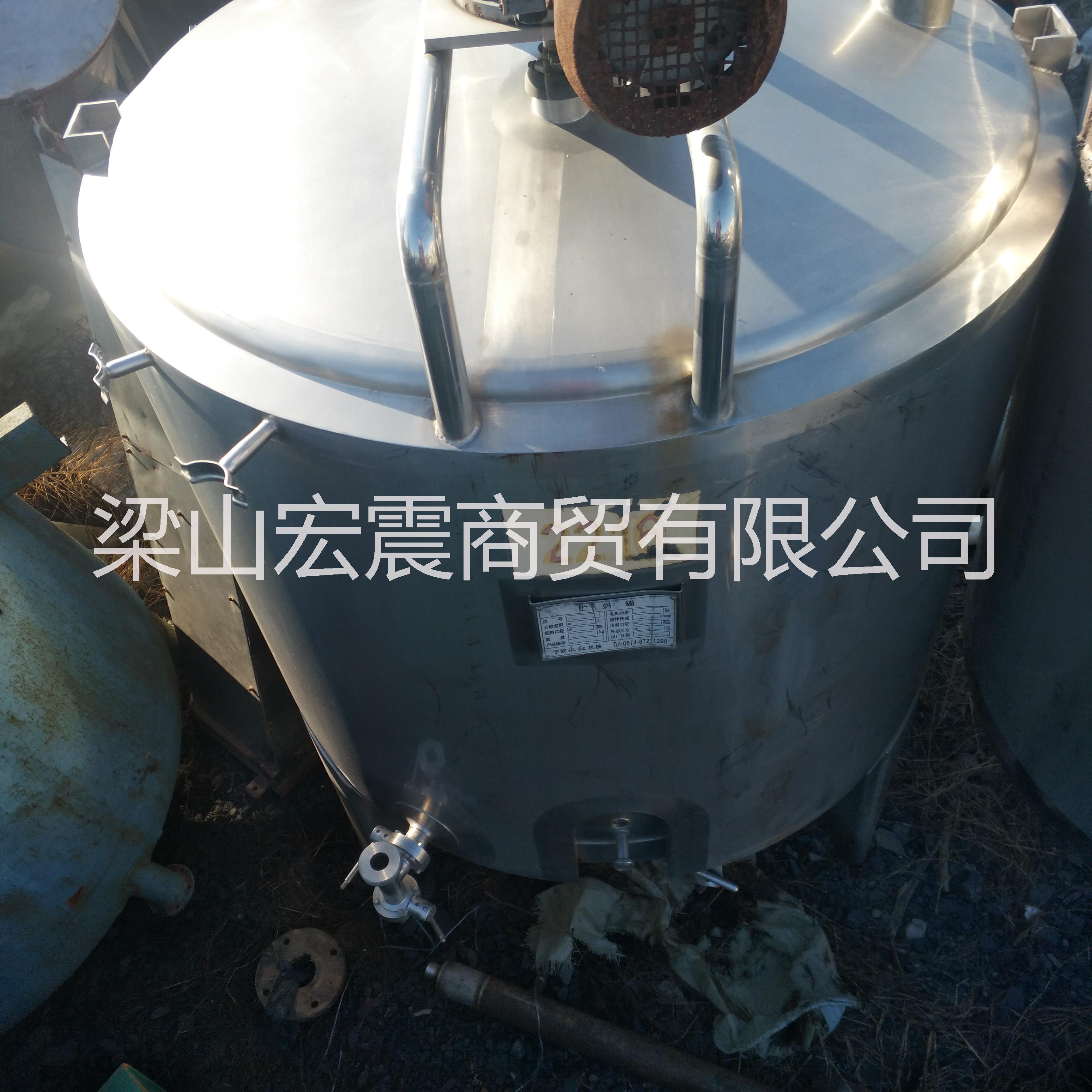 不銹鋼奶罐圖片/不銹鋼奶罐樣板圖 (1)